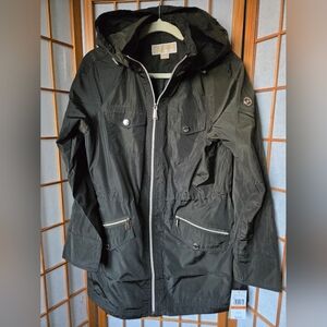 NWT WOMENS MICHAEL KORS OLIVE GREEN HOODED W/POCKETS & ZIPPER RAIN JACKET SMALL